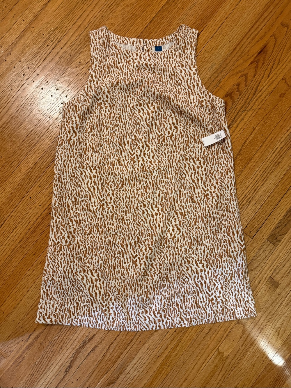 NWT Lightweight Animal-Print shift dress - Medium - Old Navy